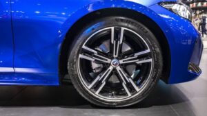 Підрозділ BMW M працює над серією електромобілів. Нові подробиці та дата старту продажів