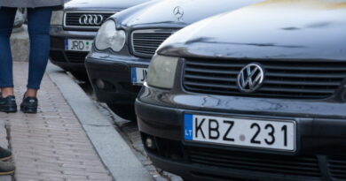 Власник «євробляхи» уникнув 170 000 грн штрафу тому що автомобіль перебував на ремонті