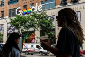 Google повертає людей в офіси