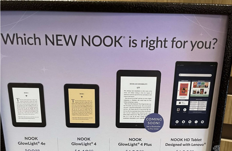 Barnes & Noble демонструє електронний рідер NOOK GlowLight 4 Plus із 7,8-дюймовим екраном E Ink