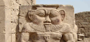 Єгиптяни змішували коктейлі з крові, грудного молока та галюциногенів