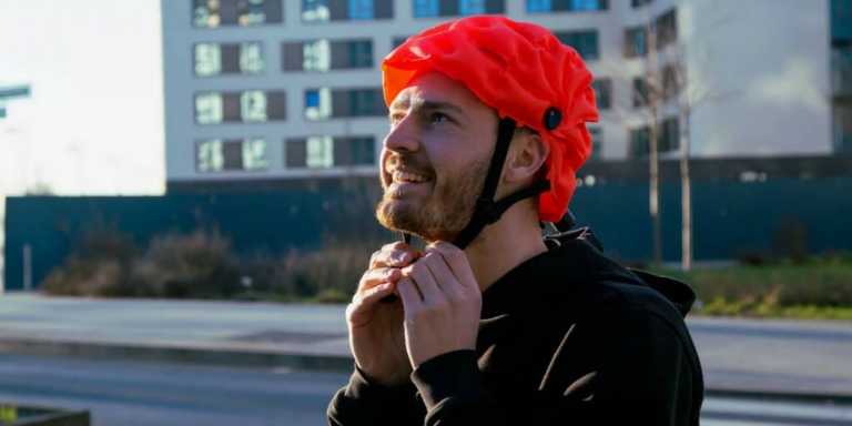 У Німеччині показали надувний велосипедний шолом Inflabi — він безпечніший та зручніший