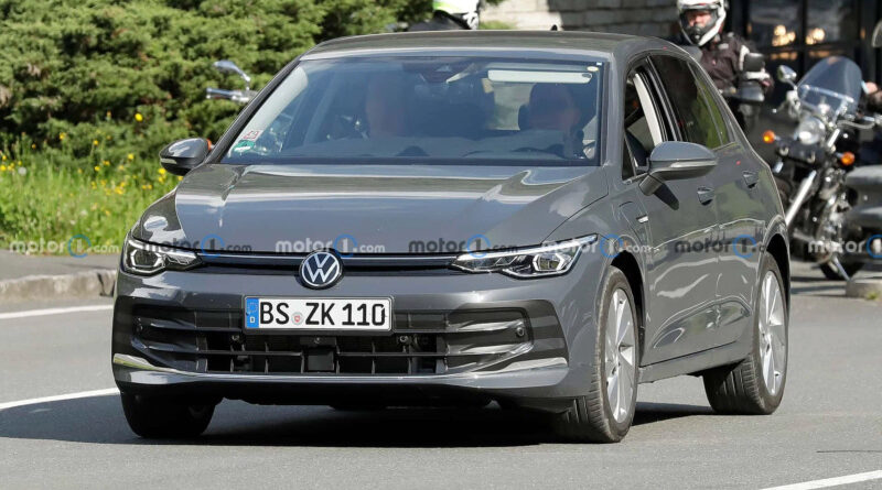Оновлений Volkswagen Golf восьмого покоління уперше показали без камуфляжу (Фото)