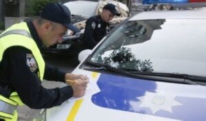 Названо 10 речей в авто, за відсутність яких можуть оштрафувати або позбавити водійського посвідчення