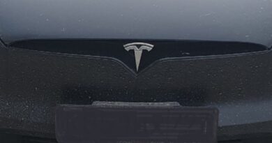Tesla вдалося вирішити проблему затоплення електричного кросовера Model Y