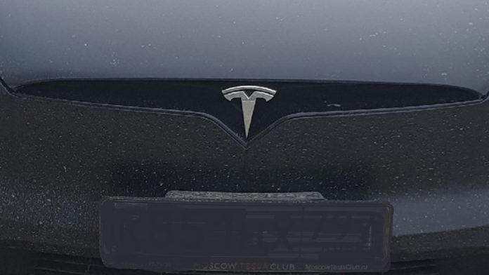 Tesla вдалося вирішити проблему затоплення електричного кросовера Model Y