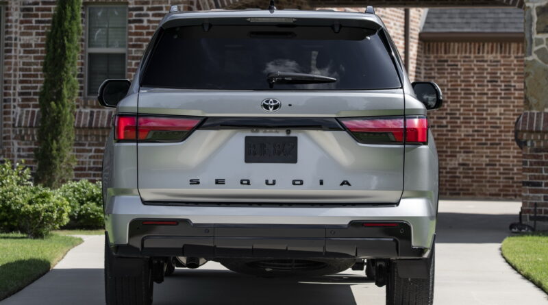 Toyota відкличе нові Tundra і Sequoia через ризик втрати колеса