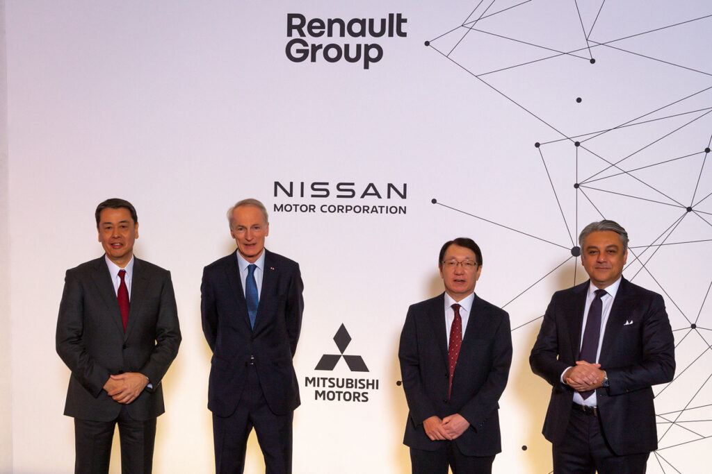 Почалася реструктуризація альянсу Renault-Nissan-Mitsubishi - акції будуть перерозподілені