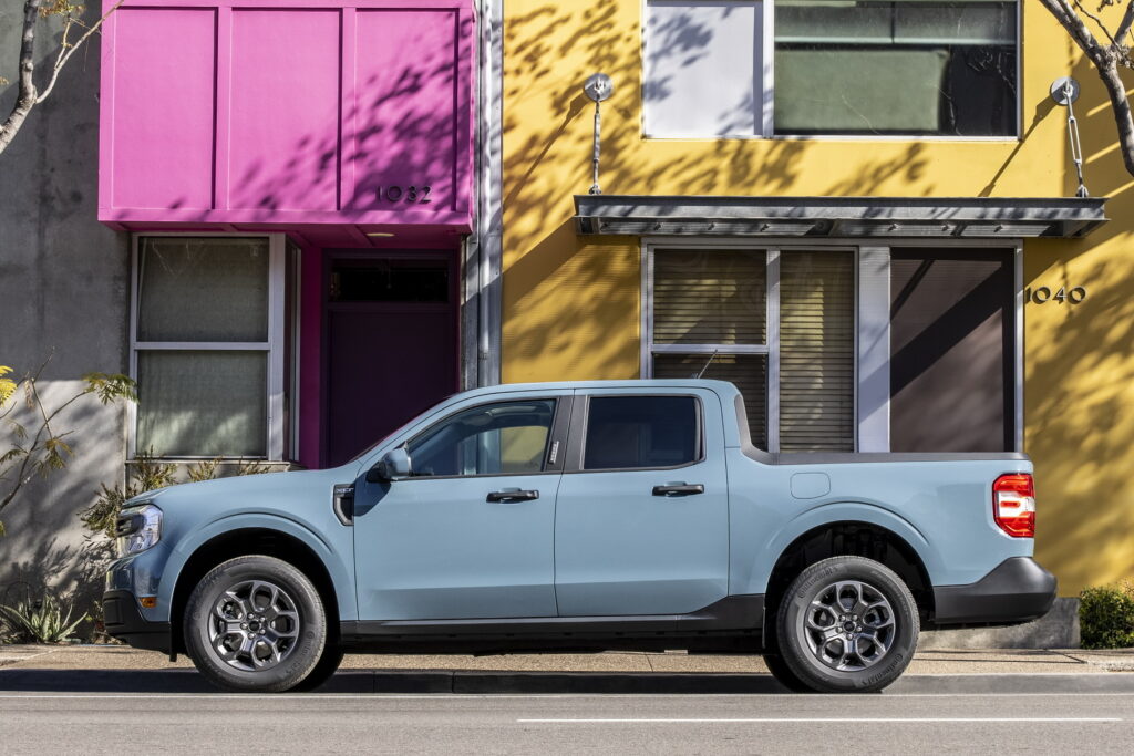 Базовий пікап Ford Maverick позбувся гібрида і подорожчав