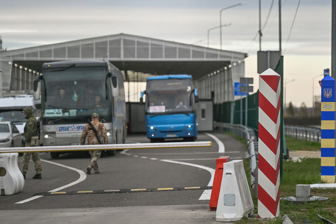 В Україні з понеділка запустять послугу, яка пришвидшить перетин кордону