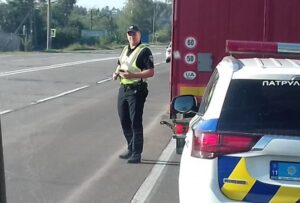 Від 680 гривень штрафу до адміністративного арешту: українцям нагадали про важливе правило