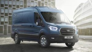 Ford Transit сам глушитиме мотор і замикатиме непотрібні двері під час доставки вантажів