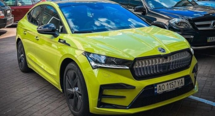 В Україні помітили унікальний електрокар Skoda Enyaq Coupe iV vRS