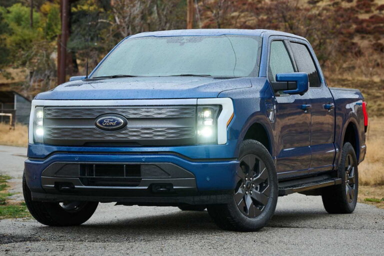 Ford знизив ціни на F-150 Lightning і втратив 3,6 млрд доларів