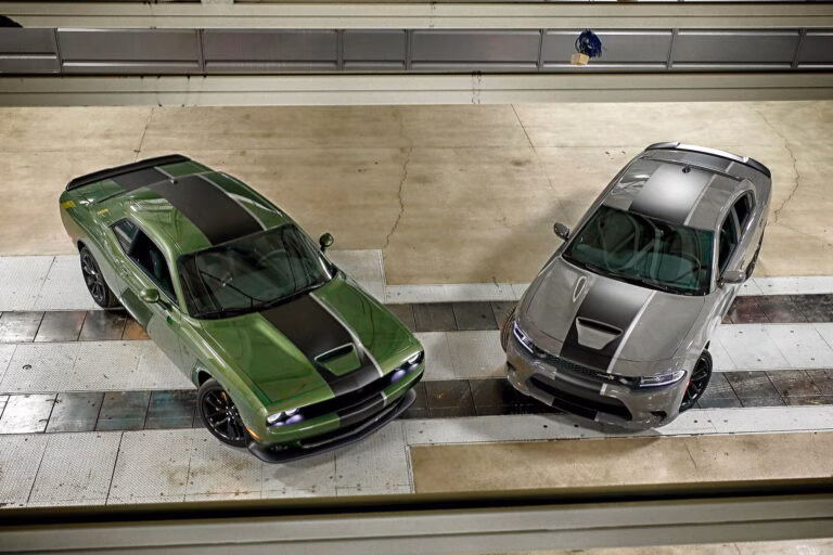 Прийом замовлень на масл-кари Dodge з V8 завершиться за тиждень