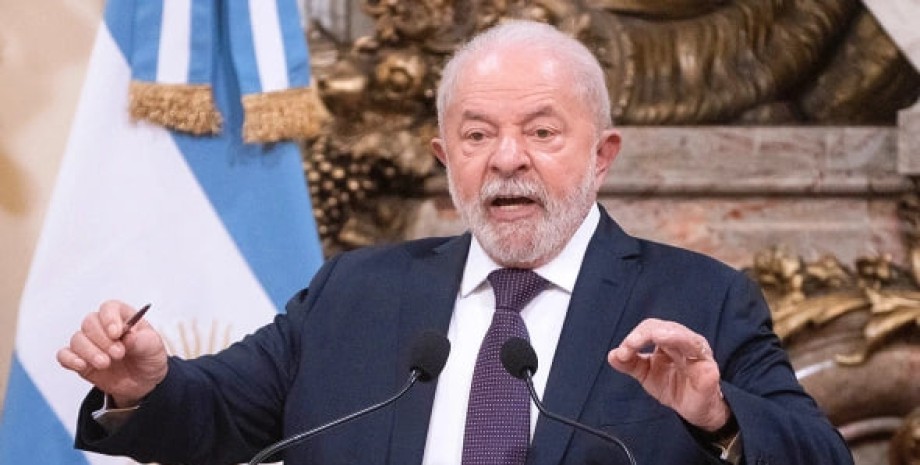 Лідер Бразилії закликав країни підготуватись до перемовин України з рф