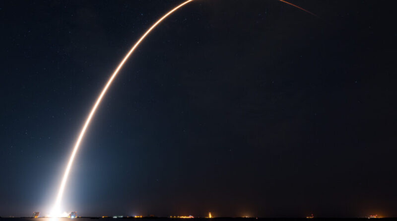 SpaceX оновила рекорд з багаторазового використання Falcon 9, запустивши та посадивши один і той же ступінь в 16-те