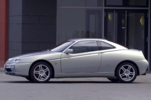 Електричне купе Alfa Romeo GTV перебуває в роботі і може дебютувати у 2026 році
