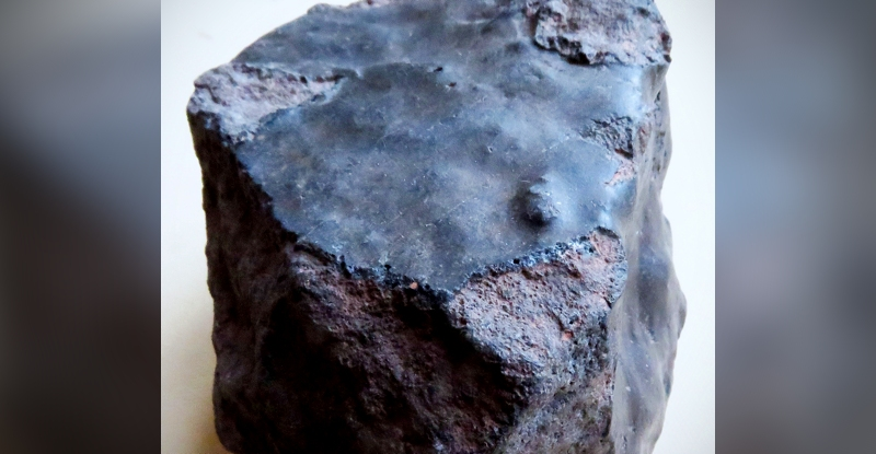 Метеорит, який покинув Землю, повернувся через тисячі років