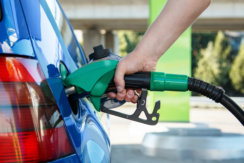 В Україні знову нові ціни на АЗС: скільки тепер коштує бензин, ДП та газ