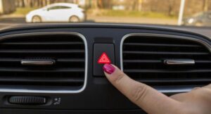 За “дякую” “аварійкою” в Україні можуть виписати штраф – як уникнути