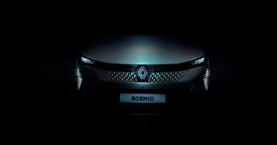 Renault опублікувала нове зображення електричного кросовера Scenic