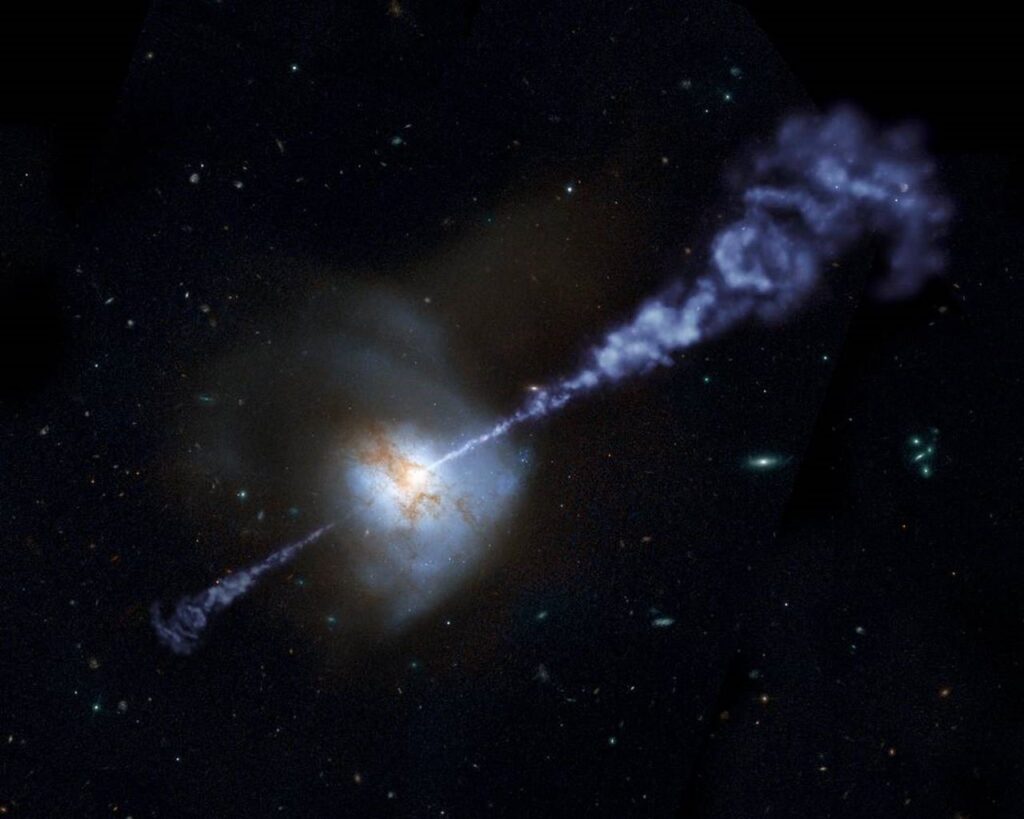 «Джеймс Вебб» побачив спричинену чорною дірою втечу газу з галактики