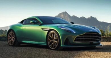 Компанія Aston Martin анонсувала дебют нової моделі: це може бути кабріолет DB12 Volante