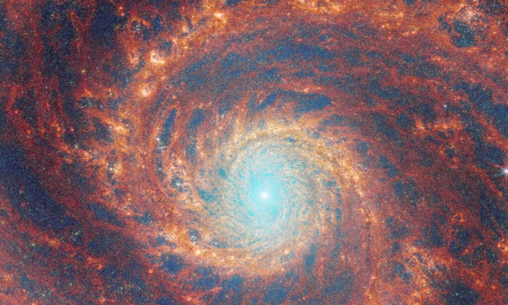 «Джеймс Вебб» сфотографував галактику Вир
