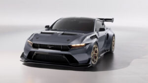 Представлений найшвидший Ford Mustang, на якому можна їздити звичайними дорогами (Фото)