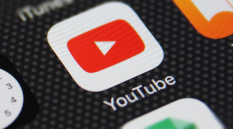 YouTube почав тестувати короткий переказ відео до відтворення