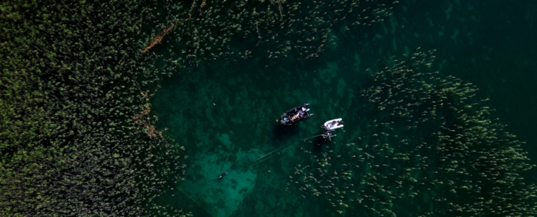 Таємниче село на палях знайшли під водою стародавнього озера