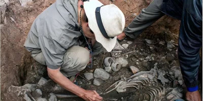 Вчені виявили останки стародавнього священика