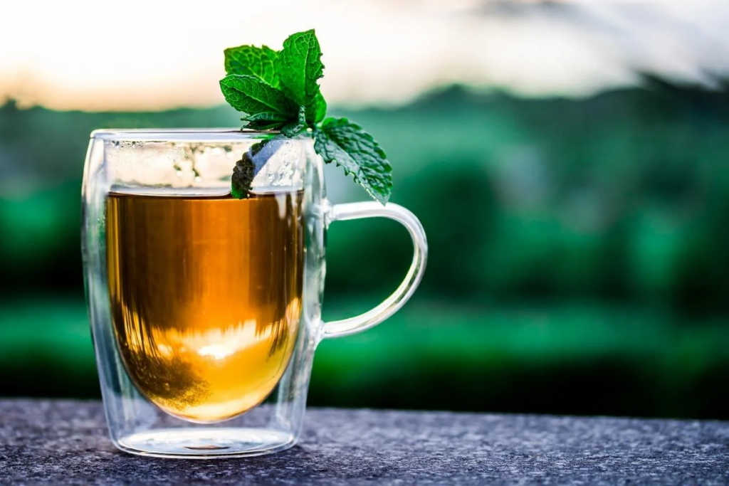 Користь чаю: або чому чай корисніший, ніж вода