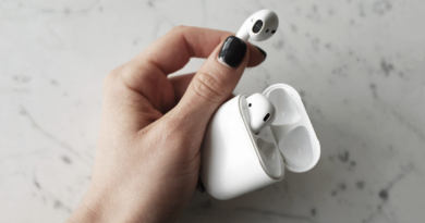Apple разом з iPhone 15 представить AirPods з новим зарядним футляром