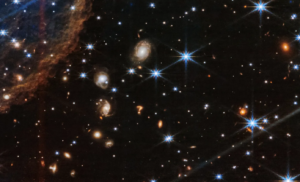 Вчені знайшли у космосі гігантський знак питання