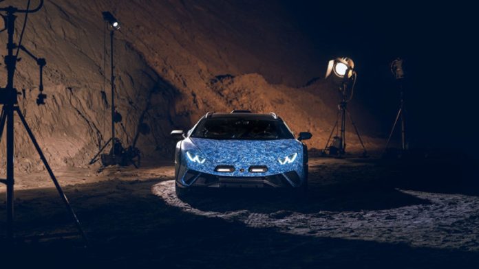 Lamborghini представила лімітовану версію суперкара Huracan Sterrato