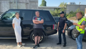 В Україні викрили масштабну аферу з автомобілями для ЗСУ