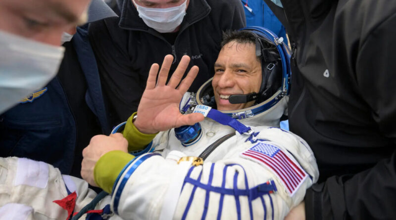 Понад рік на орбіті: астронавт NASA, який повернувся на Землю, встановив рекорд Америки