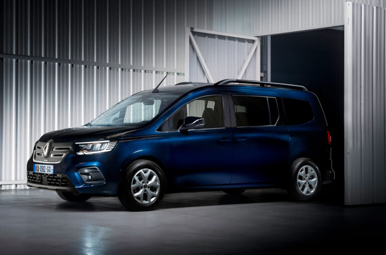Renault показав новий семимісний мінівен Grand Kangoo