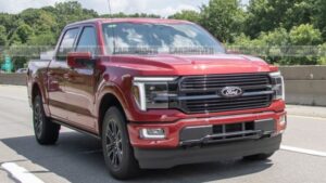 Оновлений Ford F-150 помітили напередодні дебюту