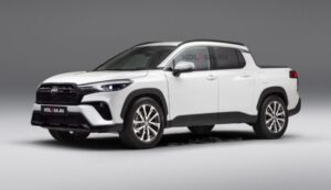 Новий пікап Toyota Corolla Cross показали на перших зображеннях