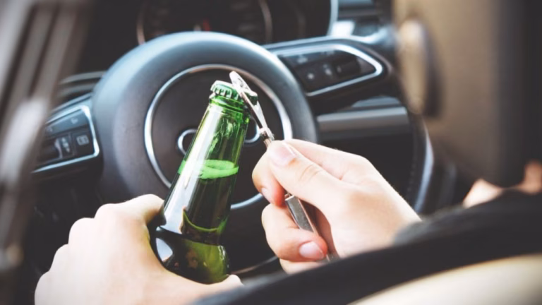 Алкоголь за кермом в Україні: Названо штрафи