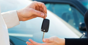 Українцям нагадали, як зареєструвати вживане авто