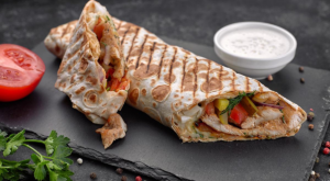 Експерти розповіли про користь шаурми