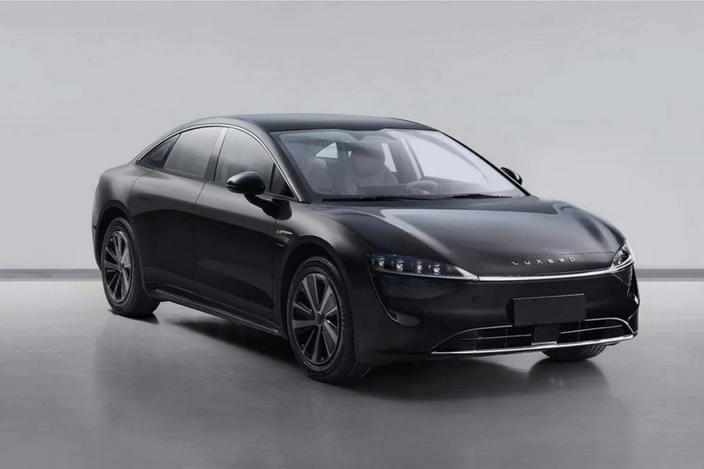 Huawei та Chery співпрацюють над створенням електромобіля, який має бути швидшим за Tesla Model S
