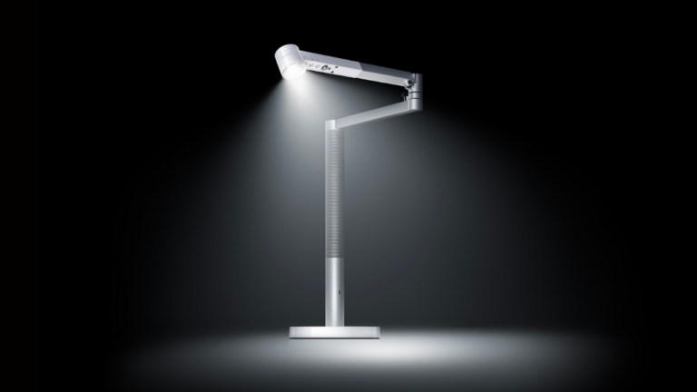 Dyson випустили настільну лампу Solarcycle Morph Desk Light , яка пропрацює 60 років