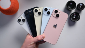 Apple використовує крихітні QR-коди на кожному iPhone, щоб уникнути шахрайства на виробництві