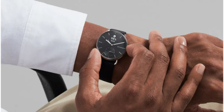 Withings випустила годинник ScanWatch 2 з «градусником» 24/7 та автономністю 30 днів