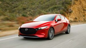 Топ-5 найкращих автомобілів для дівчат